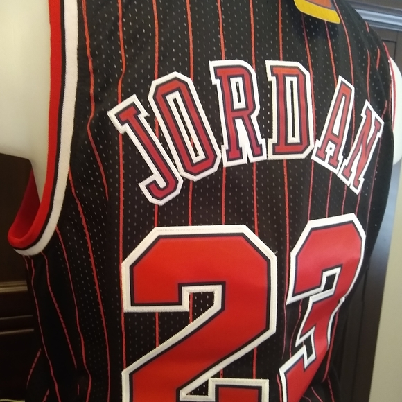 Jordan Pinstripe Jersey L NWT - Picture 5 of 9
